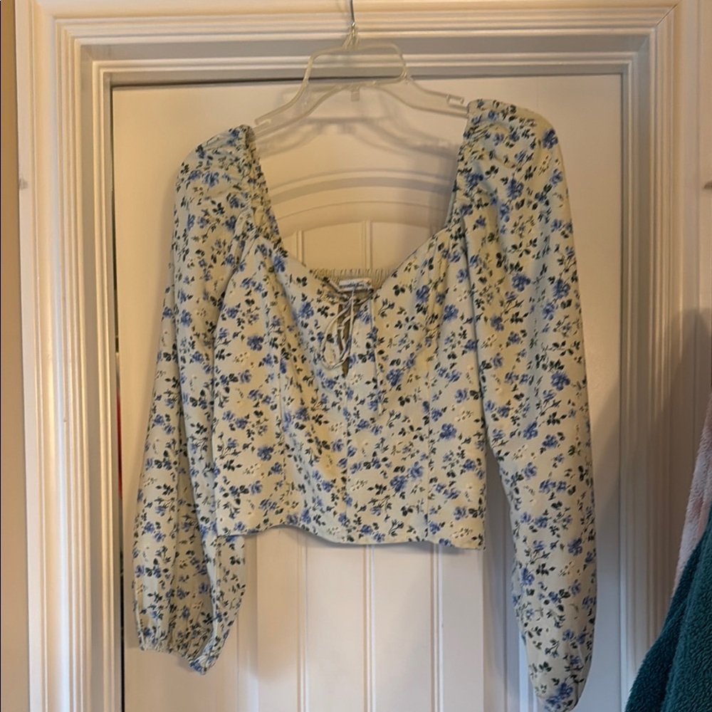 Abercrombie Floral Crop Top